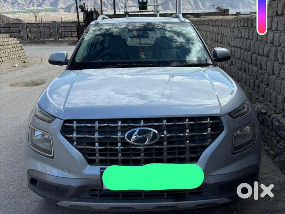 Hyundai Venue Petrol 2021