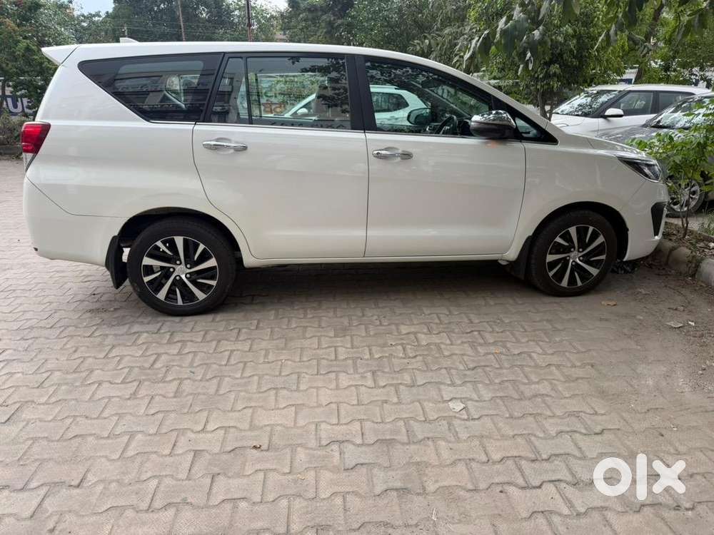 Innova Crysta Z 2021 Diesel 54700km