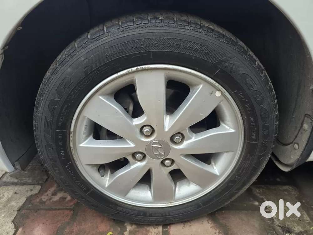 Hyundai Xcent S Automatic 1.2 (o), 2016, Petrol