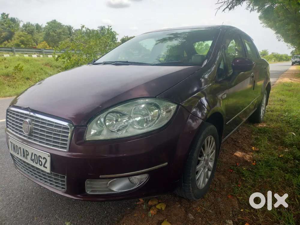 A Comfortable And Luxurious Car.
