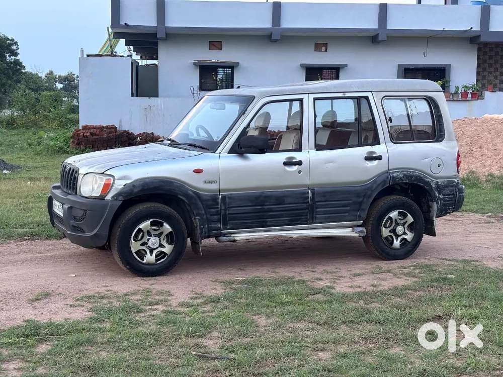 Mahindra Scorpio 2005 Year