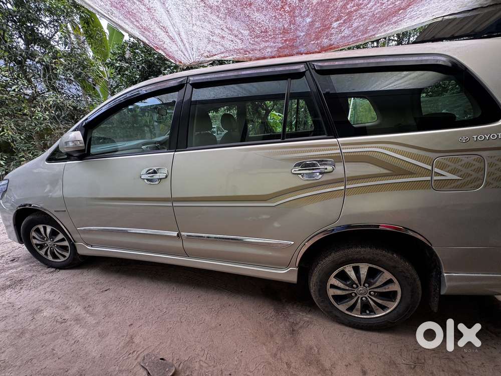 Toyota Innova 2.5 Z Diesel 7 Seater, 2015, Diesel