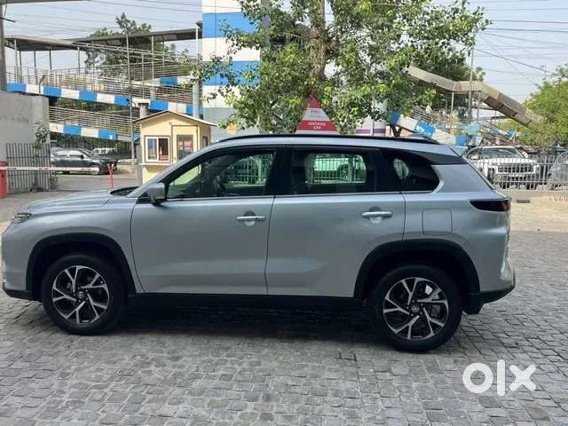 Toyota Urban Cruiser Hyryder 1.5 V Neo Drive, 2023, Petrol