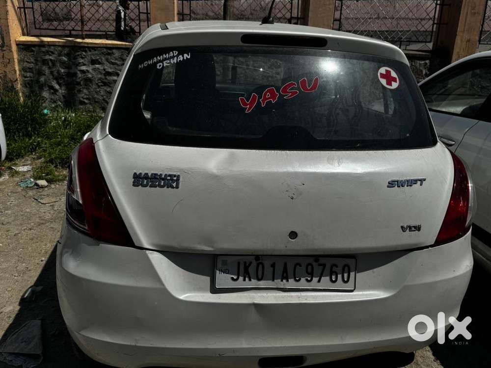 Maruti Suzuki Swift 2016 Diesel 121000 Km Driven