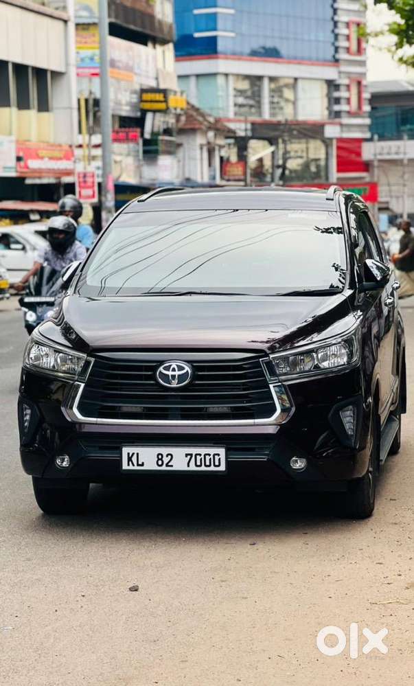 Toyota Innova Crysta 2022 Diesel 50000 Km Driven