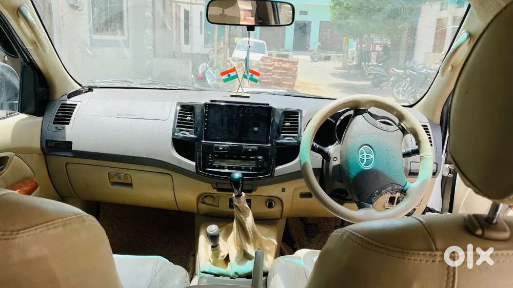Toyota Fortuner Diesel Manual 2010