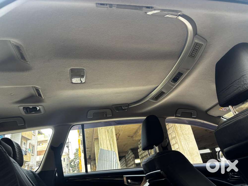 Toyota Innova Crysta 2.4 V, 2018, Diesel