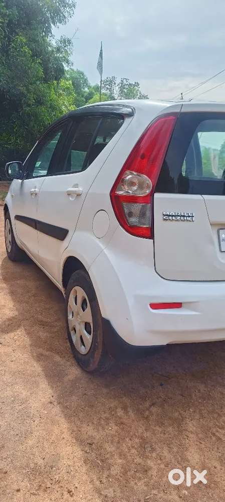 No Accident History 
Rc Valid Till Nov 2031,new Clutch,