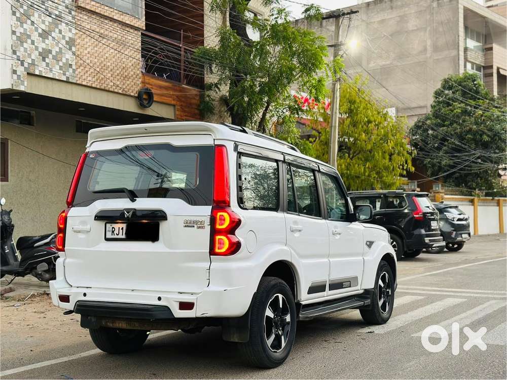 Mahindra Scorpio Classic 2.2 S 11 Mt 7 Str, 2024, Diesel