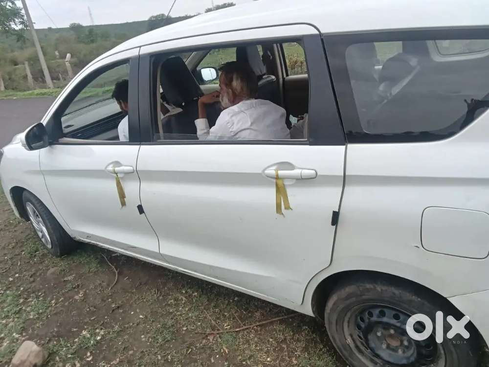 Maruti Suzuki Ertiga Vxi 2024