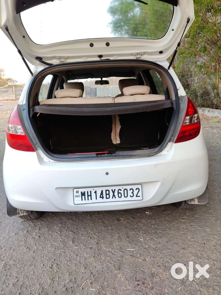 Hyundai I20 2009-2011 Asta, 2010, Petrol