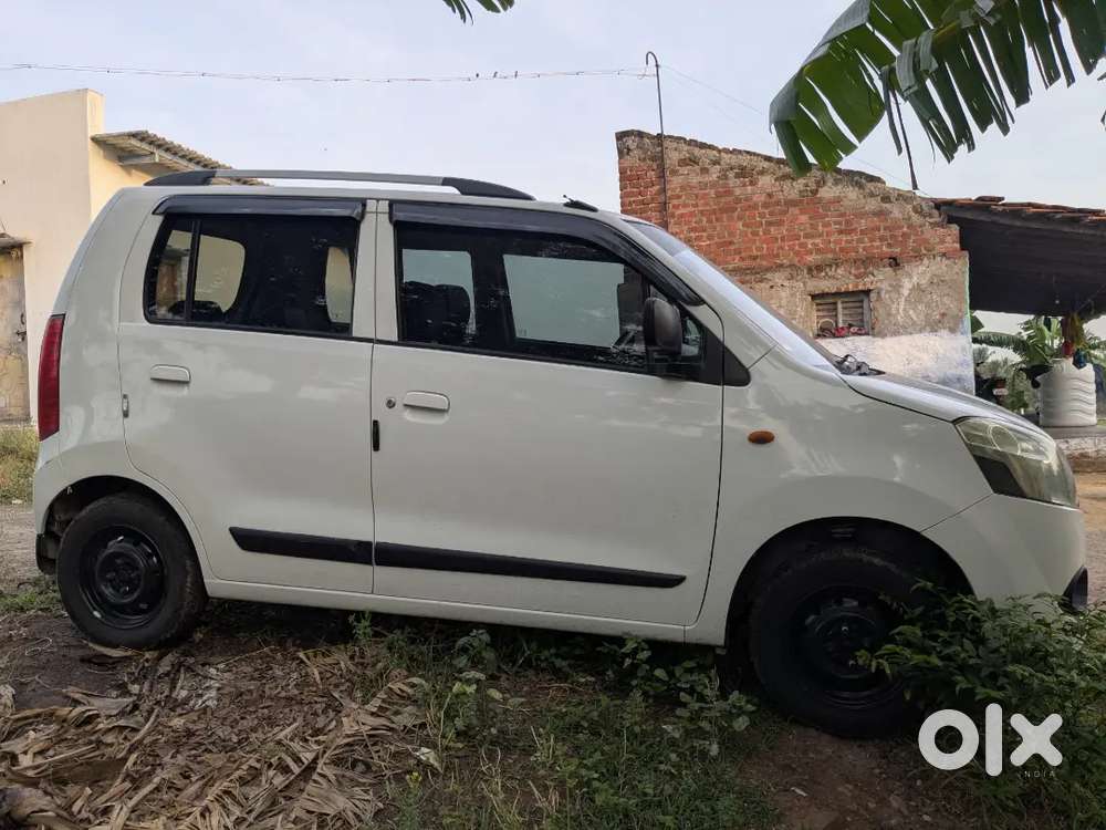 Tyre 50% Car Good Condition
