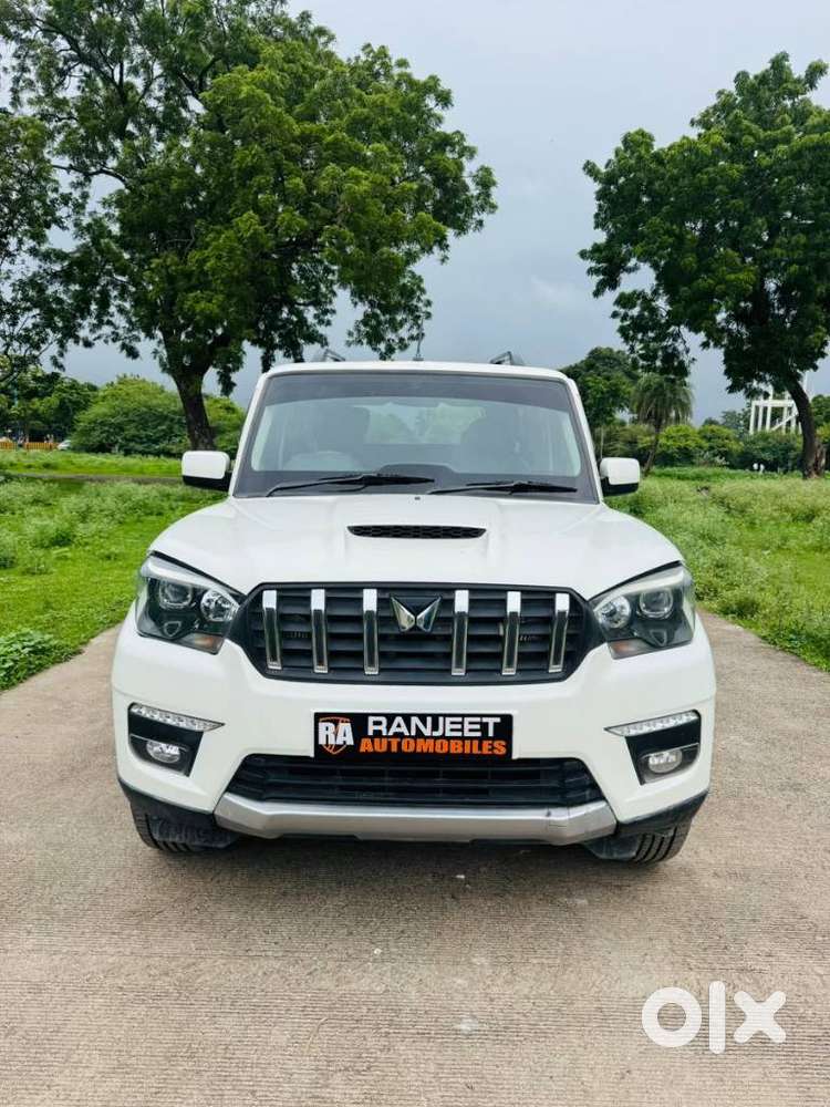 Mahindra Scorpio Classic 2.2 S 11 Mt 7 Str, 2023, Diesel