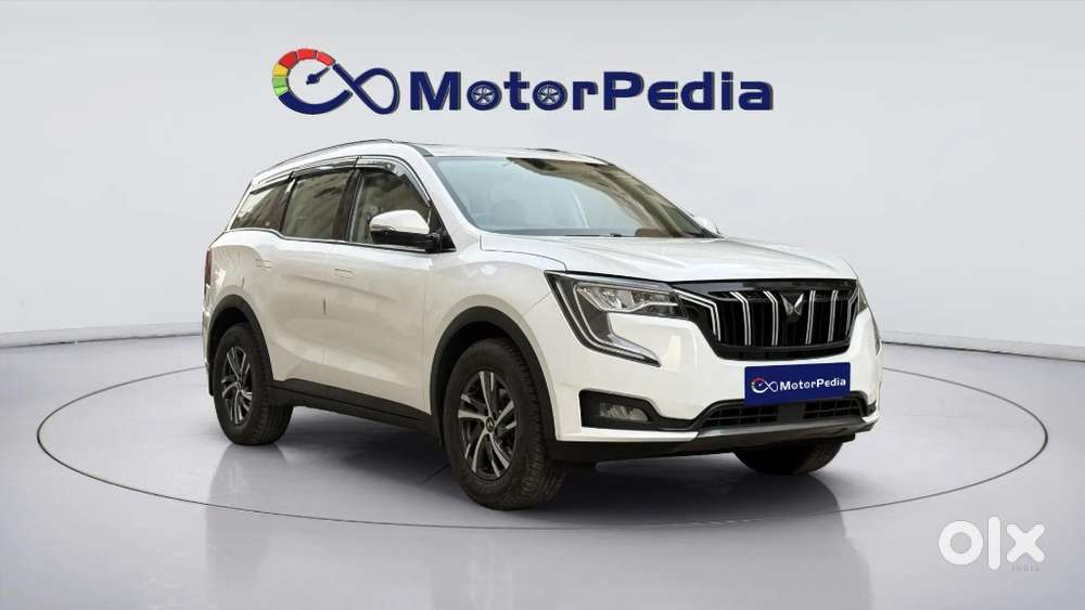 Mahindra Xuv700 Ax 5 Petrol Mt 7 Str (e), 2022, Petrol