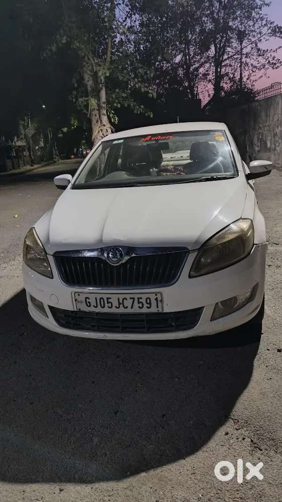 Skoda Rapid 2013 Diesel 195000 Km Driven