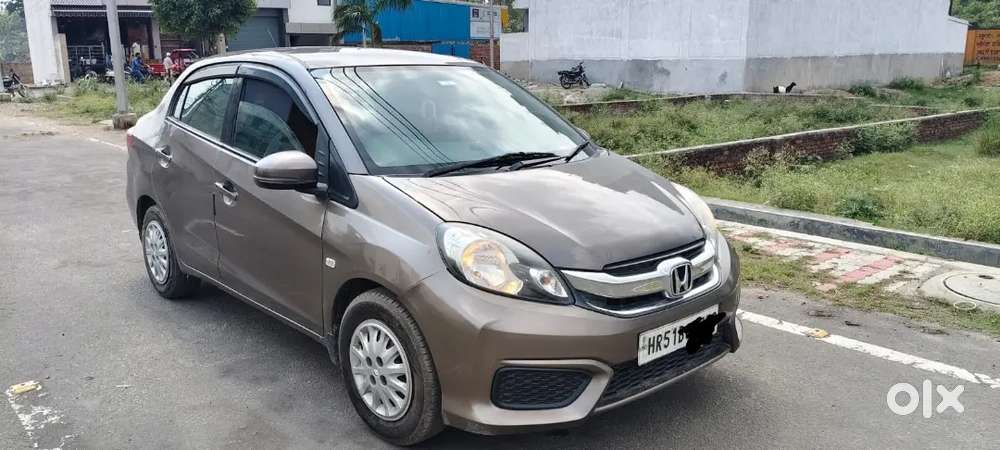 Honda Amaze 2017 Variant - Selling Because I Brought Suv