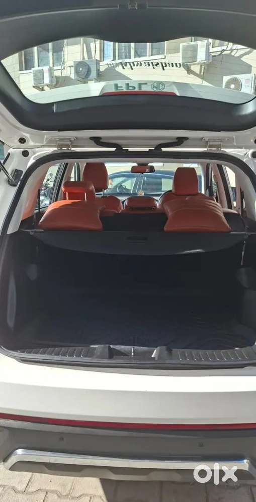 Mg Hector 2023  Low Km  Company Maintained