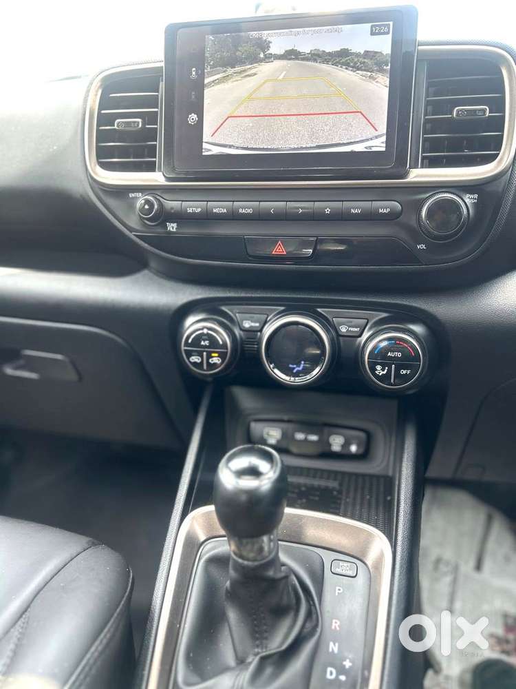 Hyundai Venue 1.0 Sx (o) Turbo Dct, 2024, Petrol