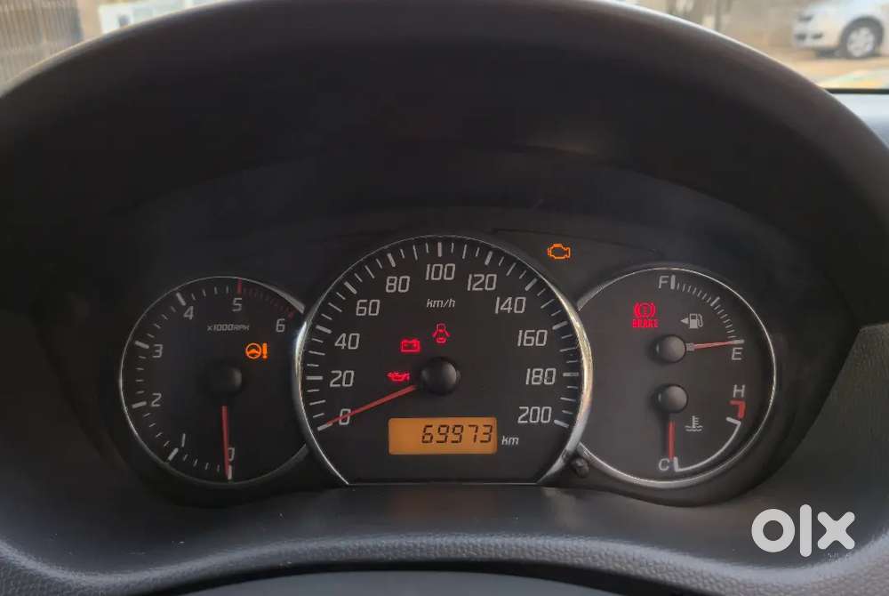 Maruti Suzuki Swift Dzire 2011, Diesel 69000 Km Driven
