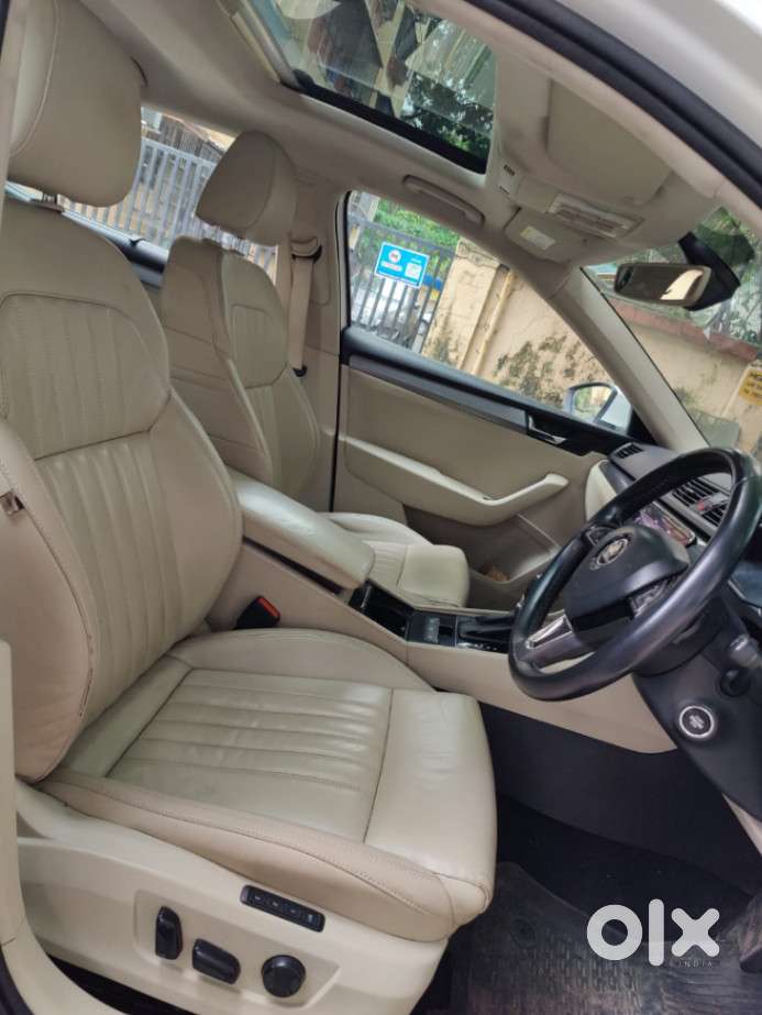 Skoda Superb Style 1.8 Tsi At, 2018, Petrol