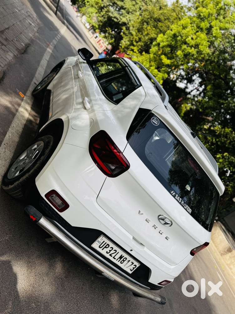 Hyundai Venue S Turbo, 2020, Petrol