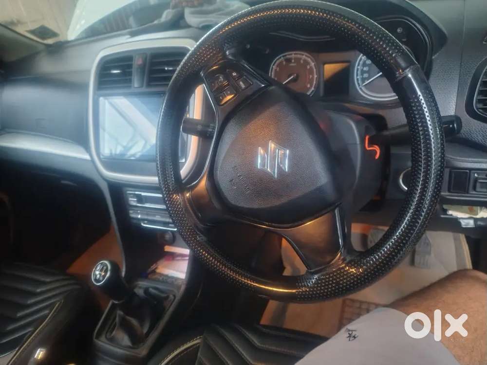 Maruti Suzuki Brezza Vxi 2021