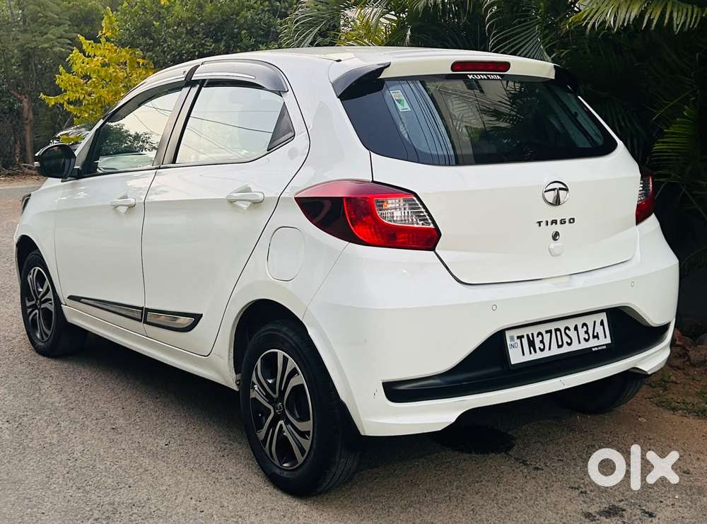 Tata Tiago 1.2 Revotron Xt (o), 2023, Petrol