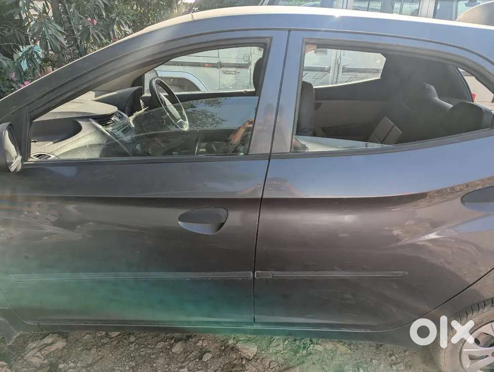 Hyundai Eon 2016 Petrol 70000 Km Driven