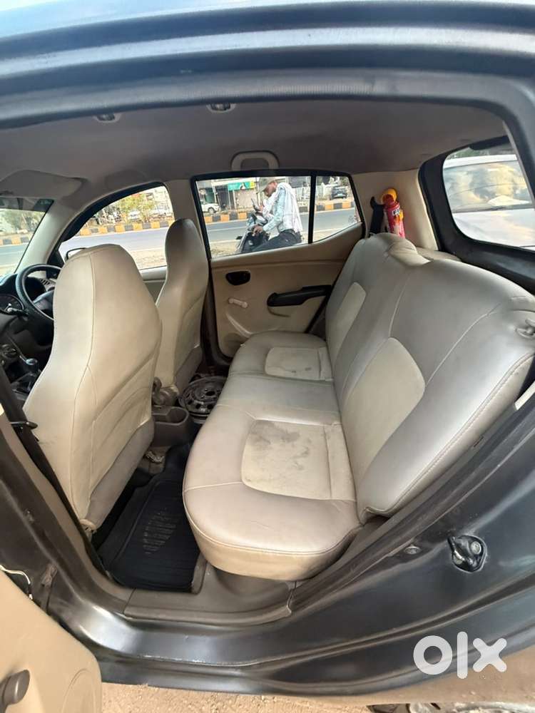 Hyundai I10 Manual Petrol& Cng 2011