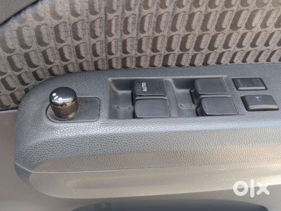 Maruti Suzuki Ritz Zxi Bs-iv, 2013, Petrol