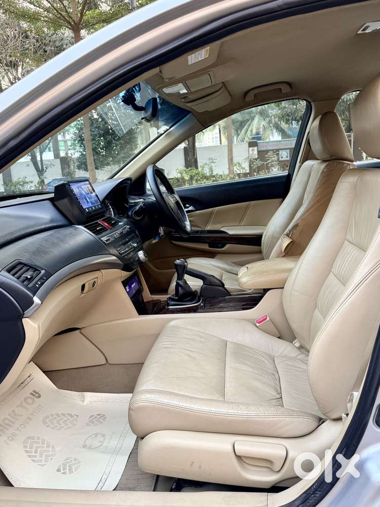 Honda Accord 2.4 Elegance Manual, 2010, Petrol
