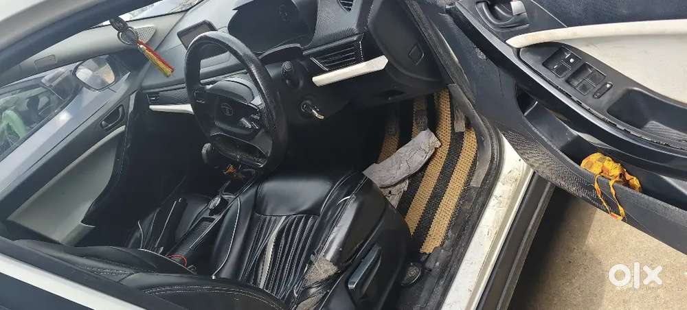 Tata Curvv Plus Petrol 6mt 2025