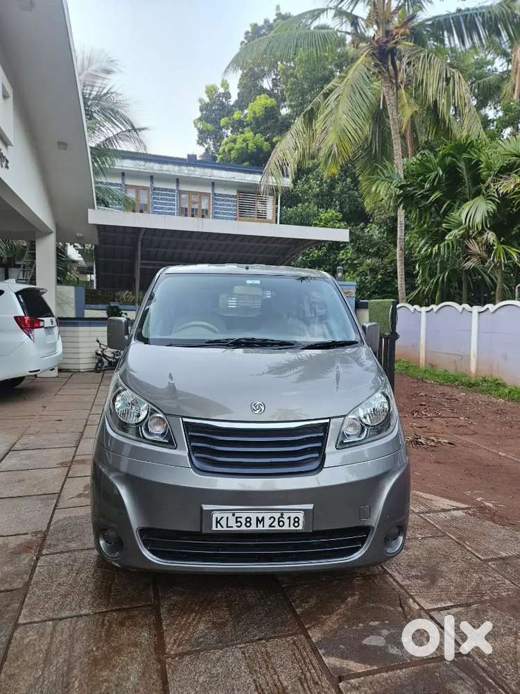 Ashok Leyland Stile/(nissan Evalia Rebadge )