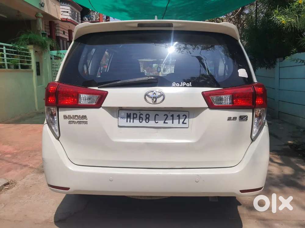 Toyota Innova Crysta 2017 Diesel Automatic. 2.8z Automatic