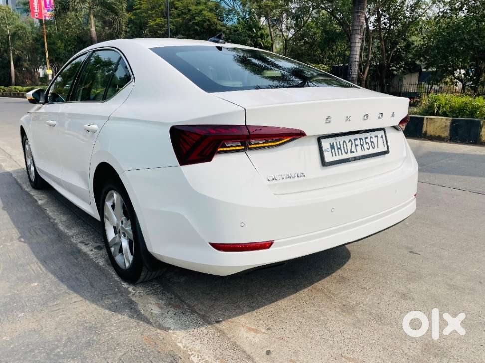 Skoda Octavia 2.0 Style Tsi At, 2022, Petrol