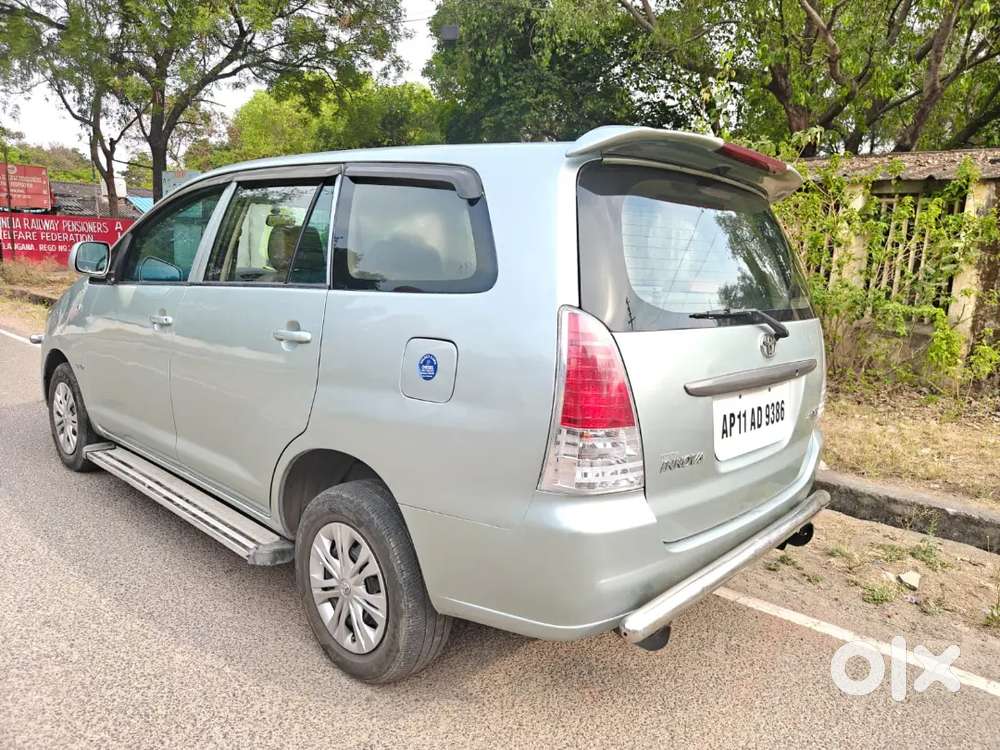Toyota Innova 2.5 G 2008 Diesel Good Condition Validity Up To 2028.