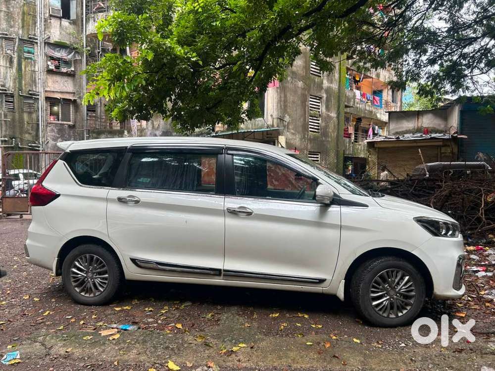 Maruti Suzuki Ertiga 1.5 Zxi Plus Shvs, 2022, Petrol