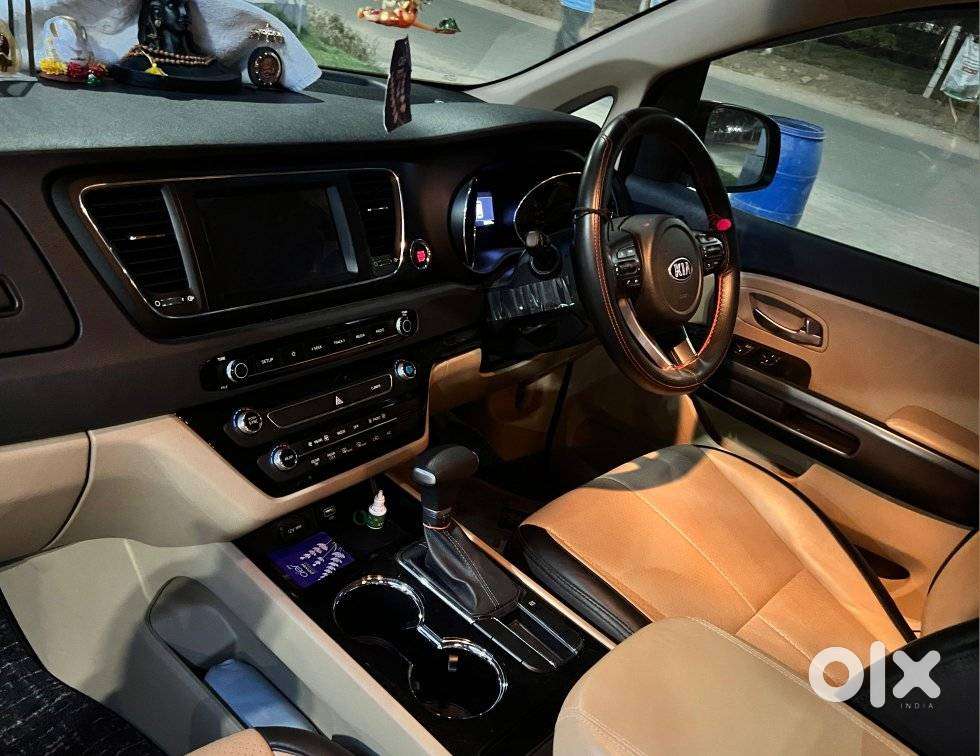 Kia Carnival Premium 8 Str, 2021, Diesel