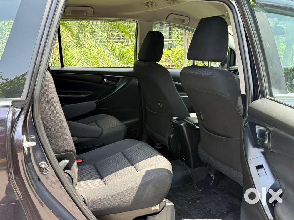 Toyota Innova Crysta [2020-ongoing] 2.4 Gx At 7 Str, 2022, Diesel