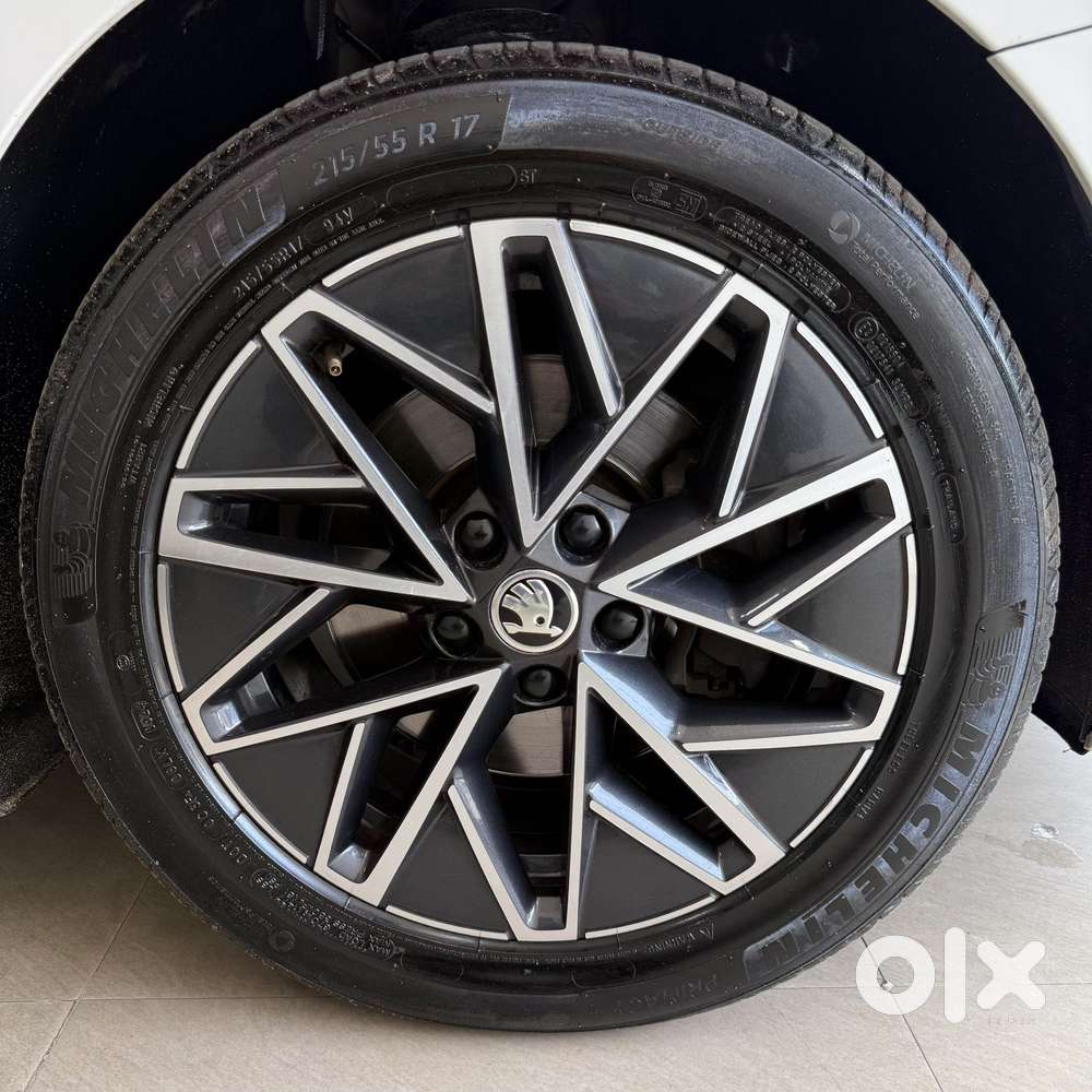 Skoda Octavia 2.0 L K Tsi At, 2022, Petrol