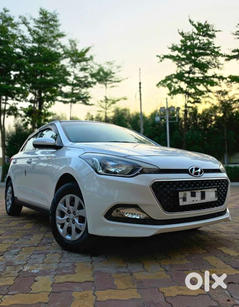 Hyundai I20 Sportz 1.2, 2017, Cng & Hybrids