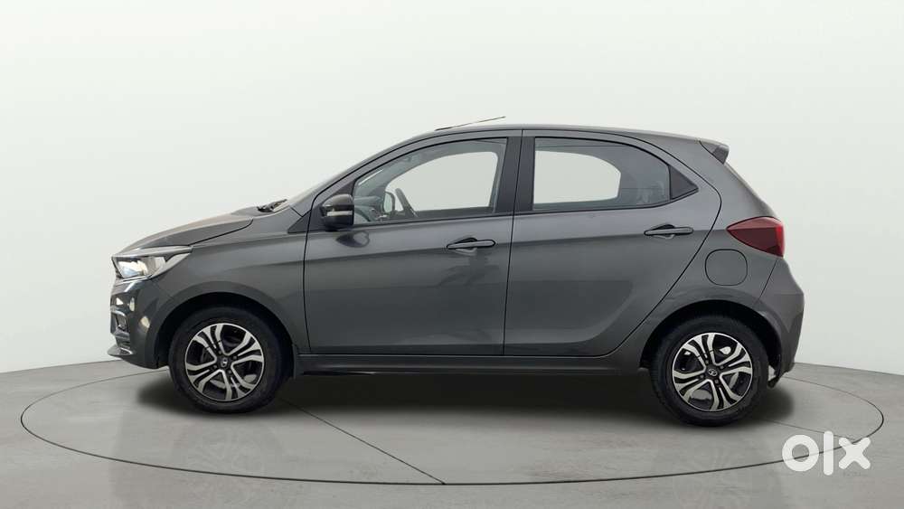 Tata Tiago 1.2 Revotron Xta, 2022, Petrol