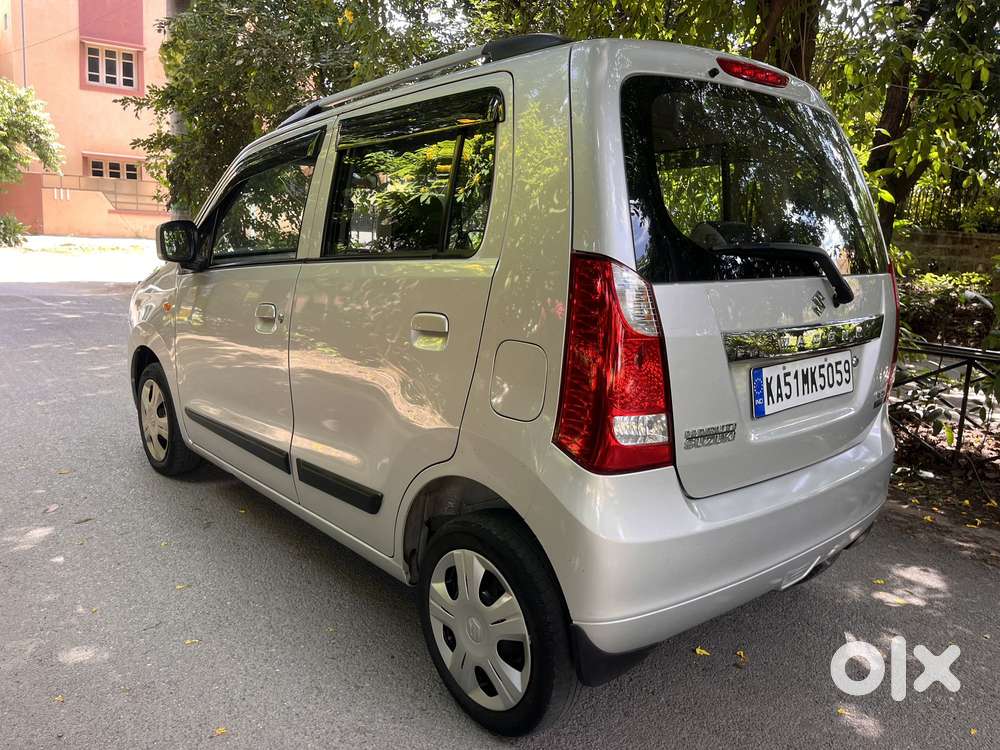 Maruti Suzuki Wagon R VXI AMT Opt 1.2, 2017, Petrol