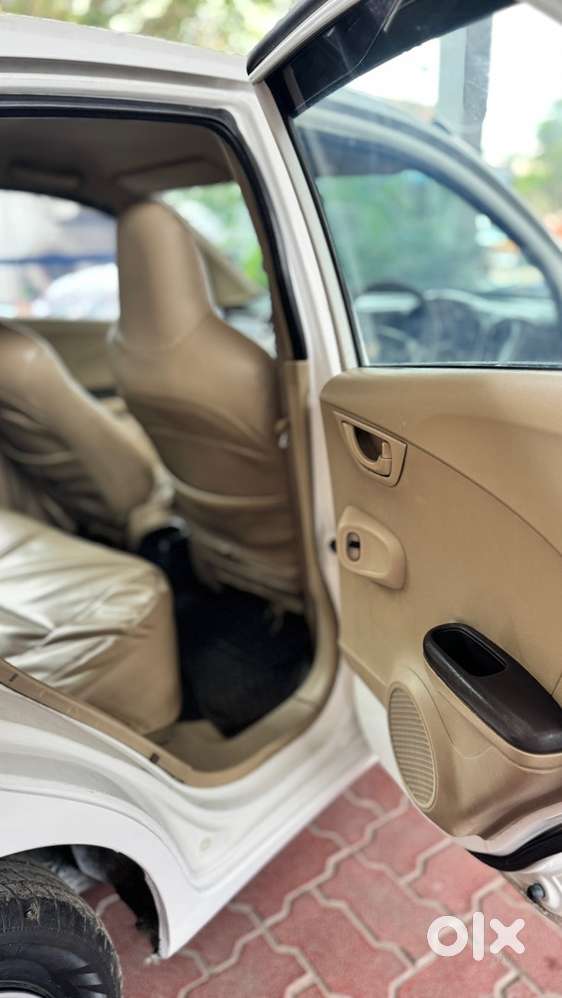 Honda Brio Petrol 2013 Car