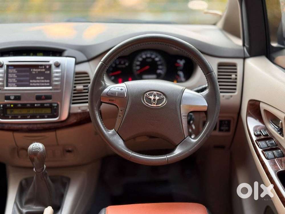 Toyota Innova 2.5 V 7 Str, 2014, Diesel