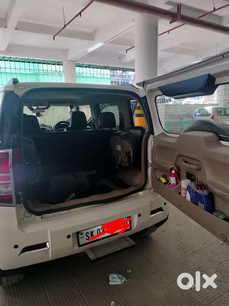 Mahindra Tuv 300 2016 Diesel 70879 Km Driven