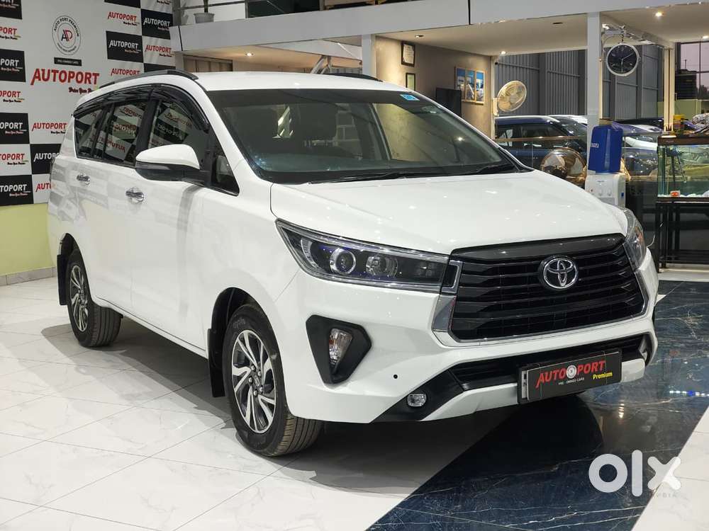 Toyota Innova Crysta