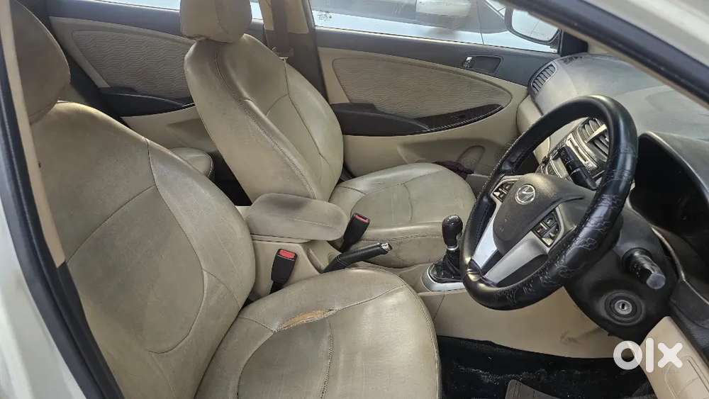 Hyundai Verna 2012