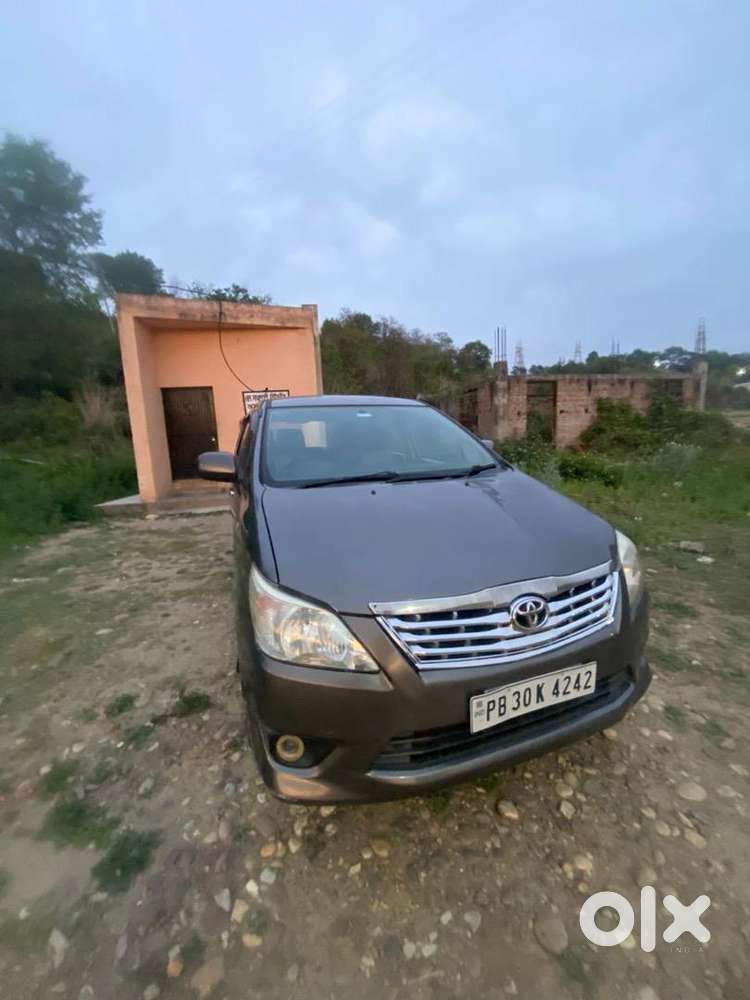 Toyota Innova 2013 Diesel Well Maintained
