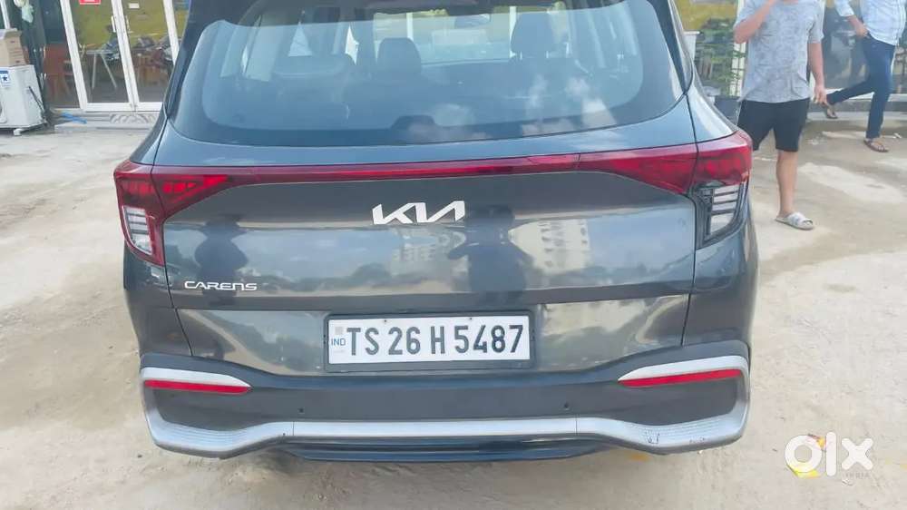 Kia Carens 2023 1st Owner